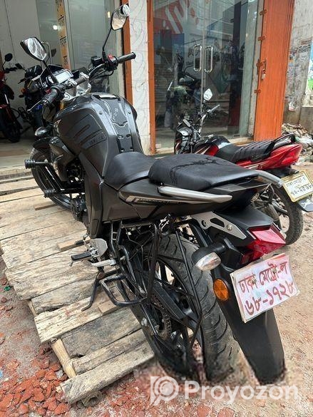 Yamaha FZs V2 2025