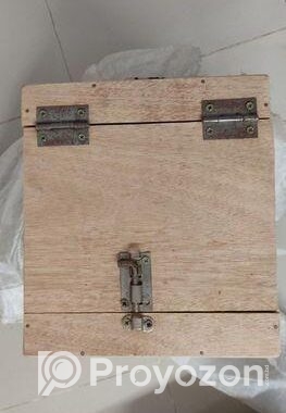 Love Bird Breeding Box
