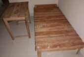 Bed & Table