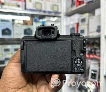 canon m50 mark ii with 15 45mm stm lens