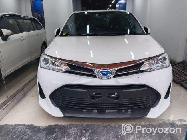 Toyota Fielder Ex Hybrid Push 2020