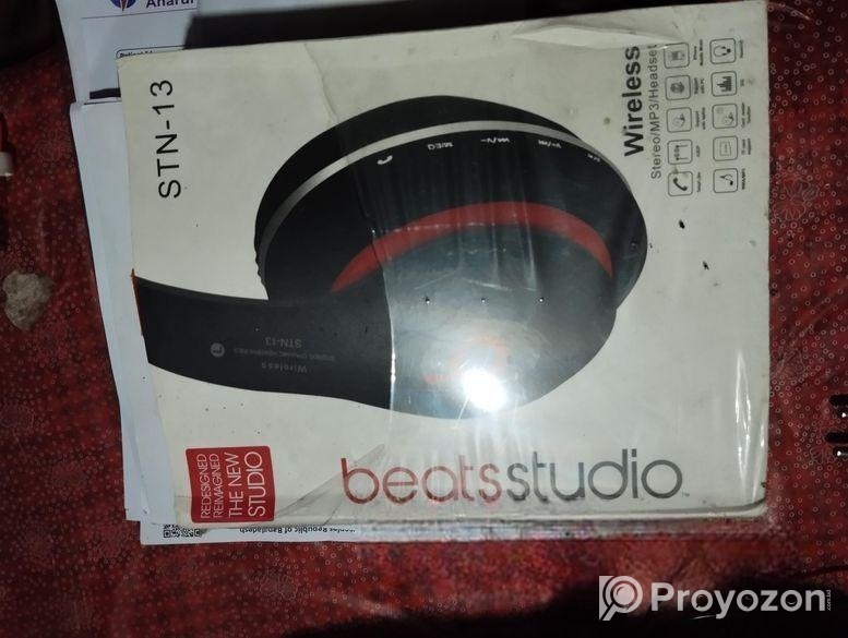 Headphone for sale