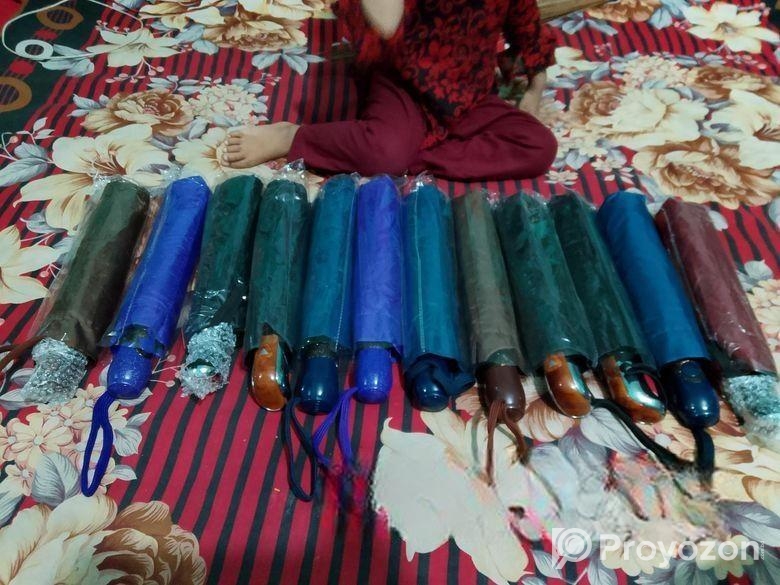 ছাতা বিক্রি হবে