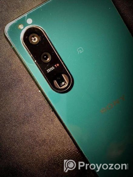 Sony Xperia 5 mark 3 (Used)