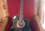 Givson Guiter For Sell