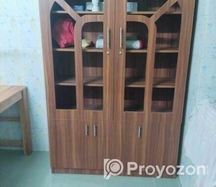 Showcases ফুল ফ্রেশ একদম নতুনের মতো।