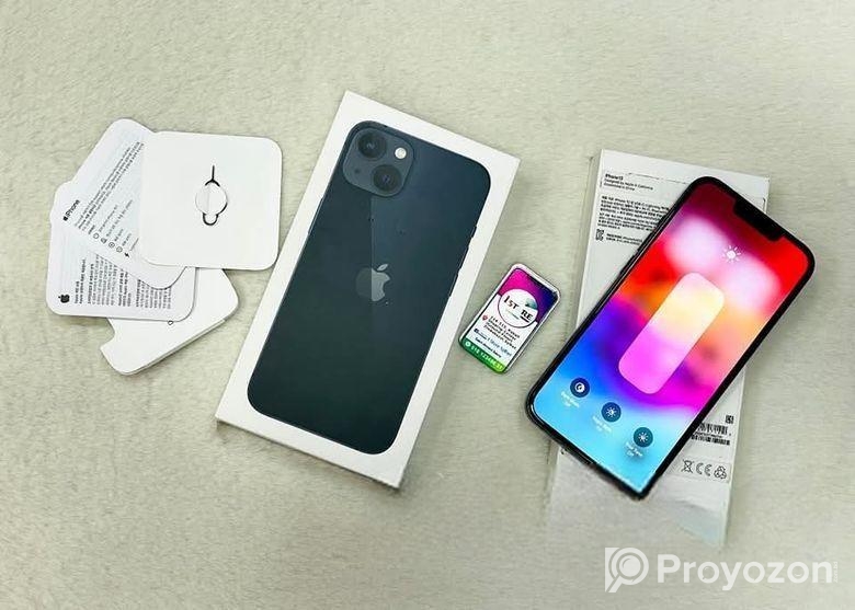 Apple iPhone 13 (Used)