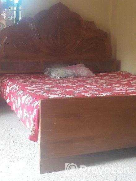 Semi Box Bed For Urgent Sale