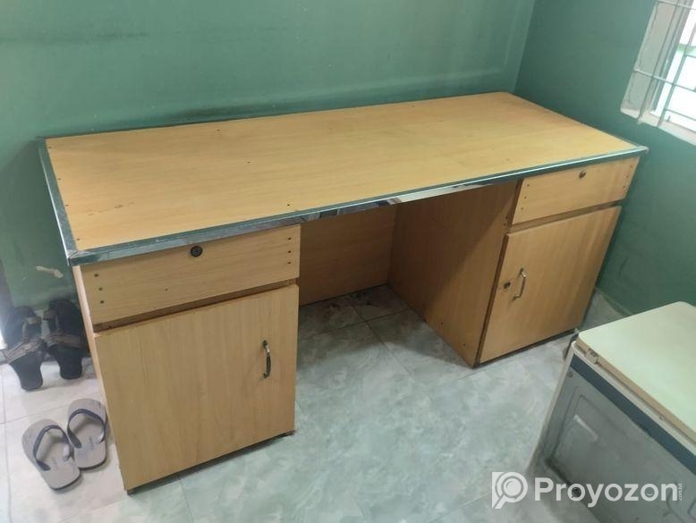 Computer Table/ Office Table