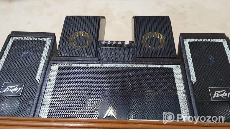 স্পিকার গুলো বক্স সহ বিক্রিয় হবে