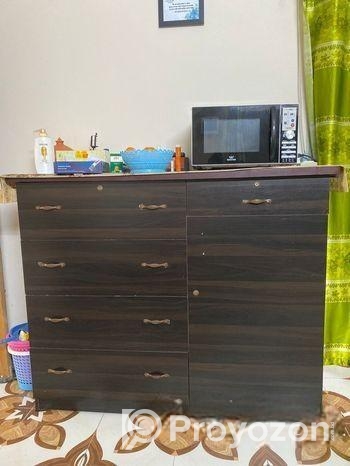 ওয়‍্যারড্রোব