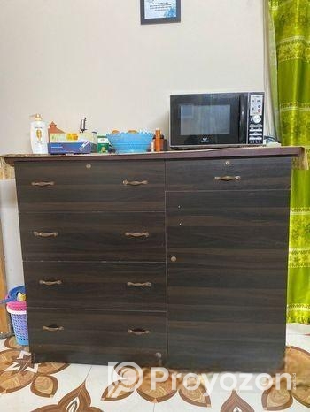 ওয়‍্যারড্রোব