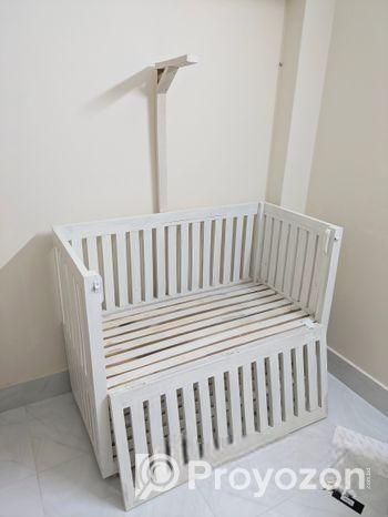 বাচ্চার জন্য খাট ইউজ হয়নি