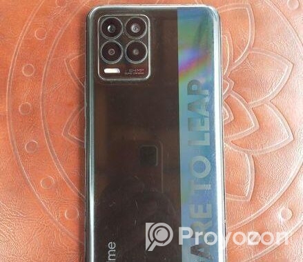 Realme 8 8-128 (Used)