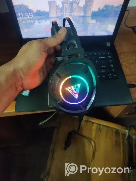 RGB headphone and gamepad