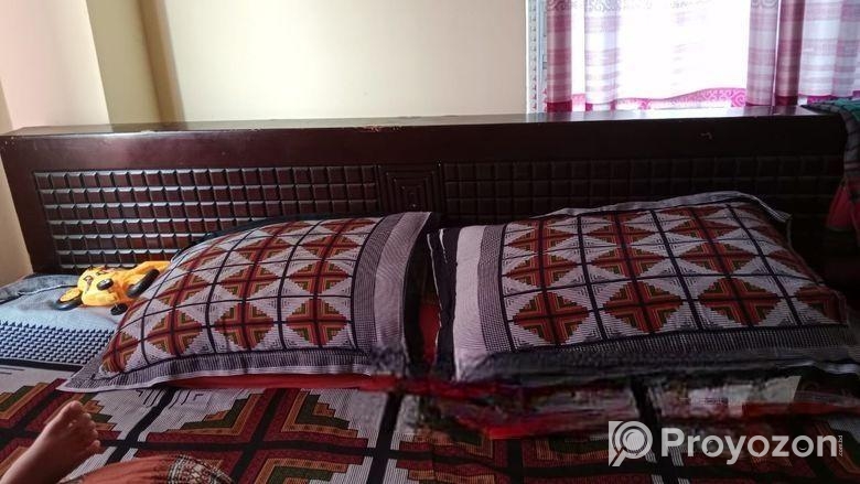 মালেশিয়ান কাঠের বেড