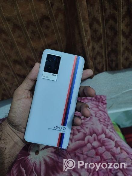 Vivo IQOO 8 (Used)