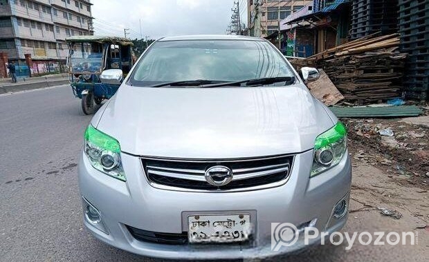 Toyota Axio X Fielder 2011