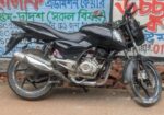 Bajaj Pulsar 150 . 2016