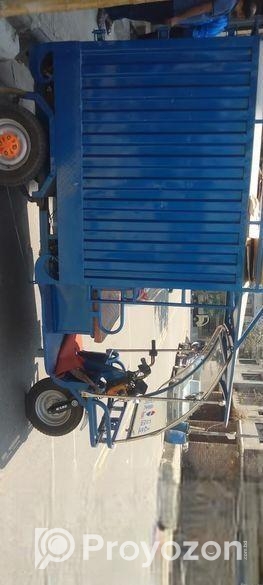 অটো কাভার ভ্যান