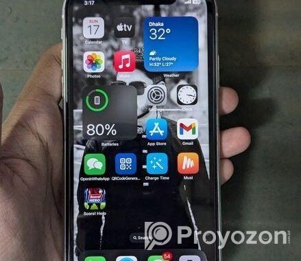 Apple iPhone 11 (Used)