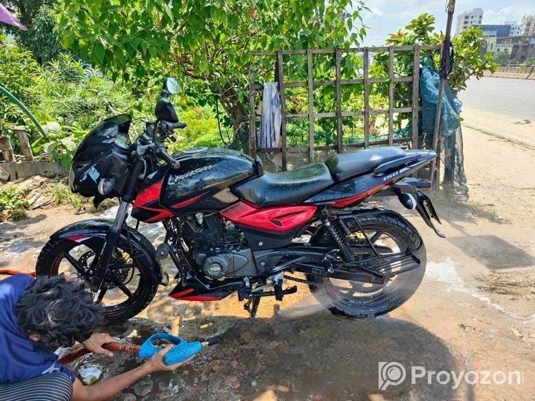 Bajaj Pulsar 150 ` 2018