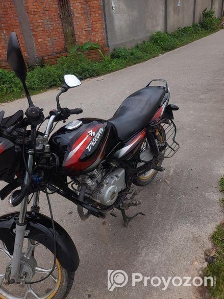 Bajaj Discover 125 . 2017