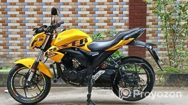 Suzuki Gixxer নতুনের মতো 2023