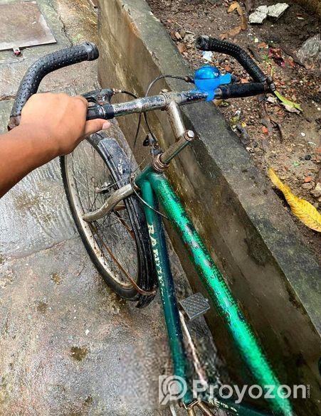 বাইসাইকেল বিক্রি করা হবে।