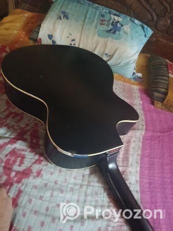 Guitar for sale