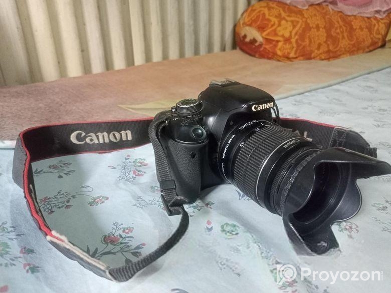 Canon 600d camera