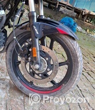Bajaj Pulsar 150 . 2024