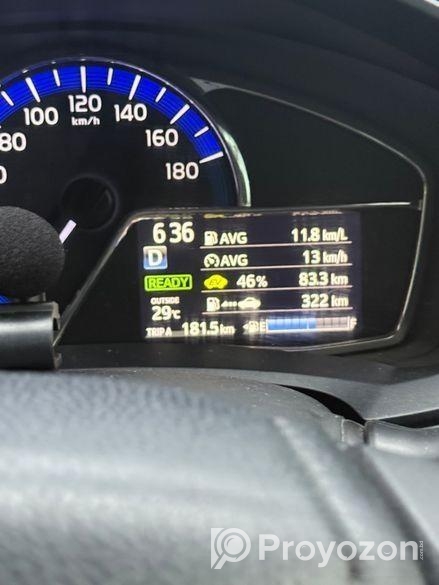 Toyota Axio hybrid X 2015