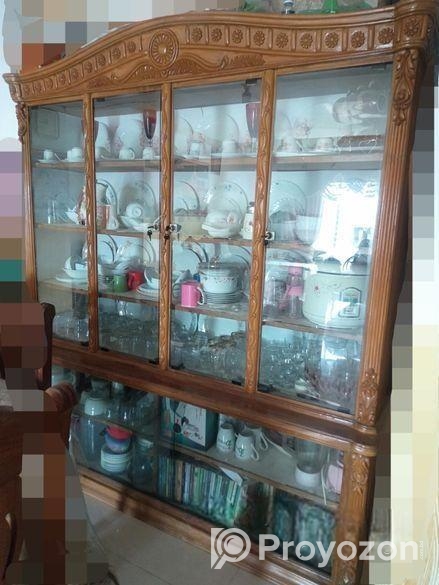 ওয়াল শোকেস বিক্রি হবে