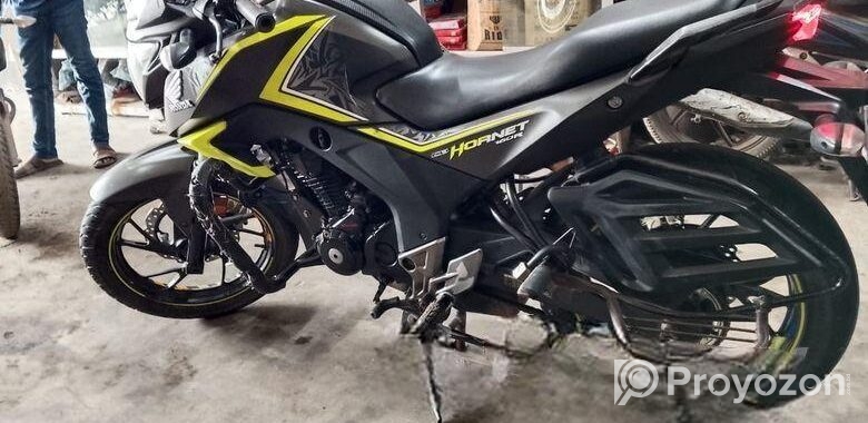 Honda Hornet 2018