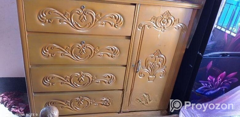 Wardrobe for sell