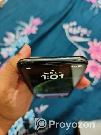 Apple iPhone X (Used)