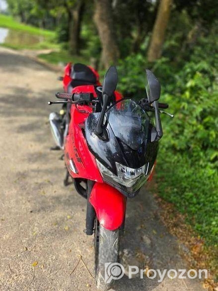 Suzuki Gixxer SF . 2021