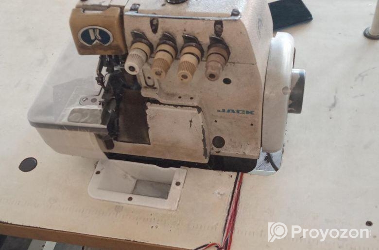 দুইটা ওভারলক জ্যাক মেশিন বিক্রি করা হবে