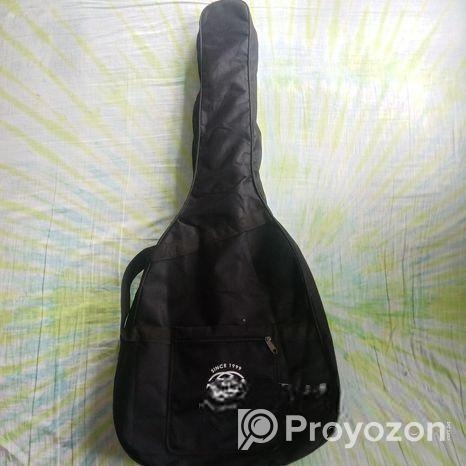 গিটার বিক্রি করা হবে