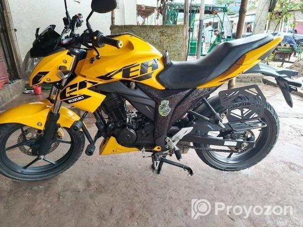 Suzuki Gixxer Monotone . 2023