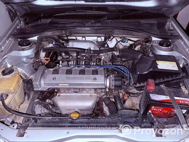 Toyota Carina . 1999