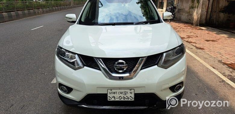 Nissan X-Trail 2013