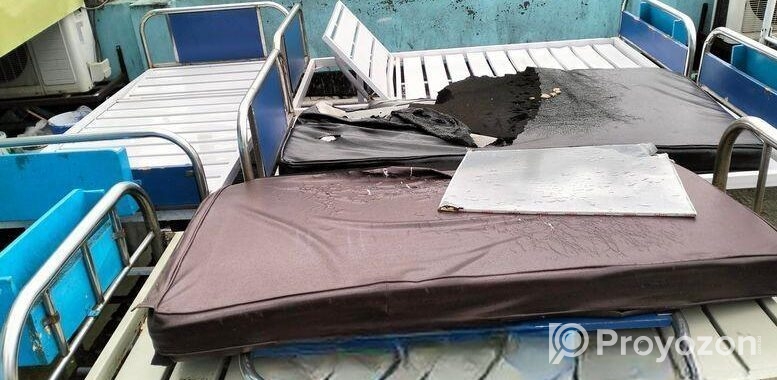 Hospital pataient bed new condition