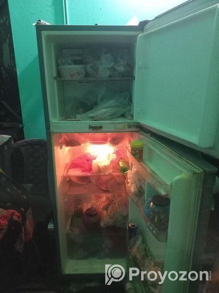 ফ্রিজ বিক্রি