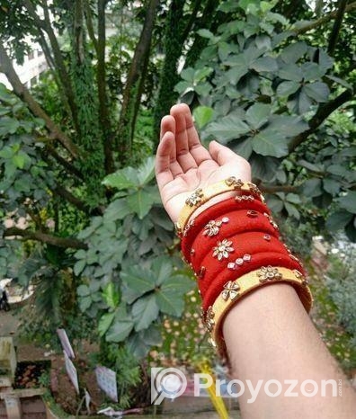 কুন্দন চুড়ি