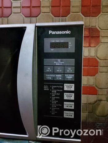 একটি ব্যবহৃত মাইক্রোওয়েভ ওভেন বিক্রি হইবে