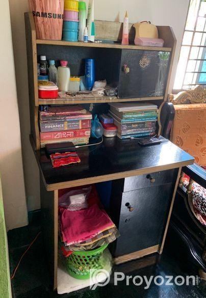 টেবিল বিক্রয় করা হবে