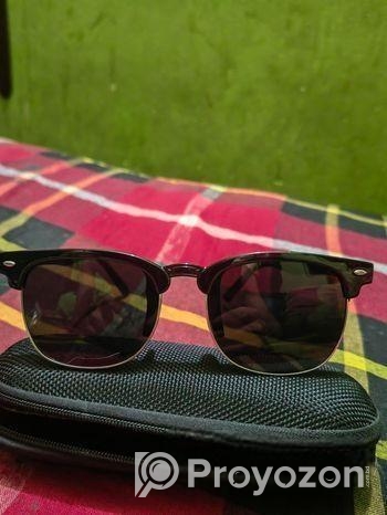 কম দামে সুন্দর এবং পেসেনাল একটি চশমা