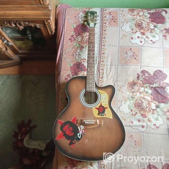 গিটার বিক্রি হবে